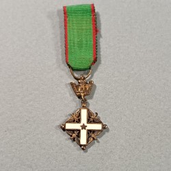 ITALIE REDUCTION DE LA  MEDAILLE DE CHEVALIER DE L'ORDRE NATIONAL DU MERITE ITALIAN NATIONAL MERIT ORDER